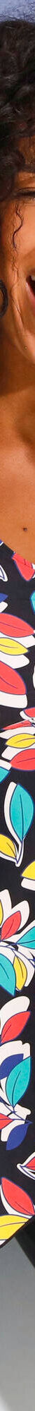 Short de bain long Boruca (noir / multicolore) Short de bain long Boruca (noir / multicolore)